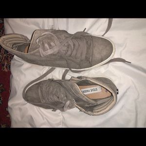 STEVE MADDEN GRAY HIGHTOPS